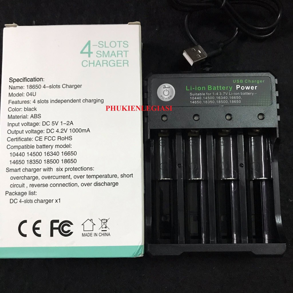 Đế sạc Pin 18650 sạc đồng thời 4 khe Pin công suất mỗi khe 1A hãng BMAX