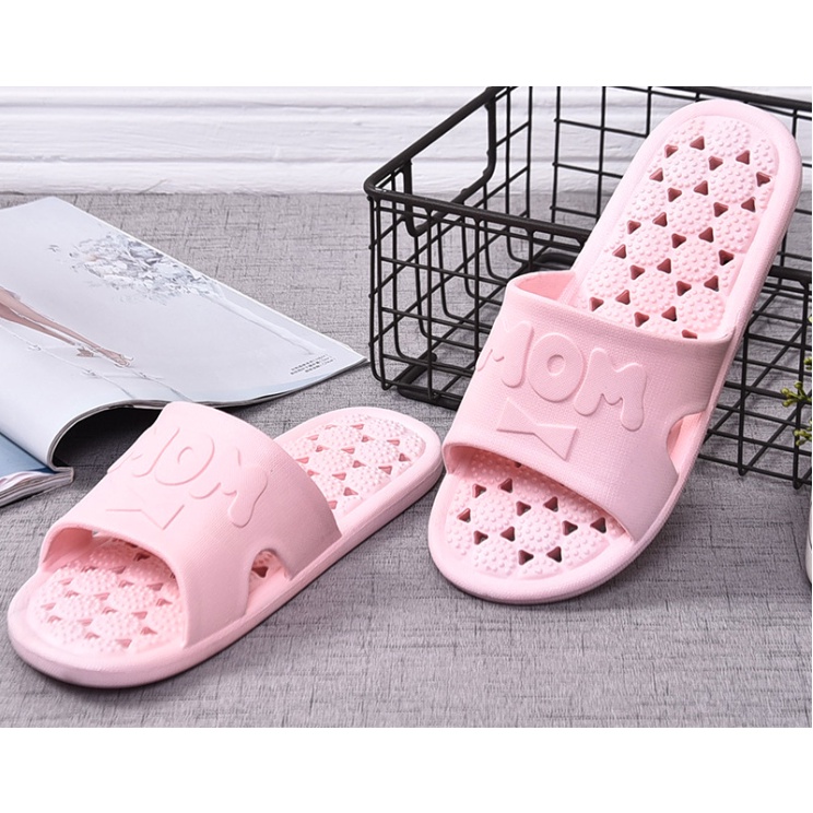 Dép Nhà Tắm Chống Trơn Nhựa Đúc Lỗ Ráo Nước Mom And Daddy - D91