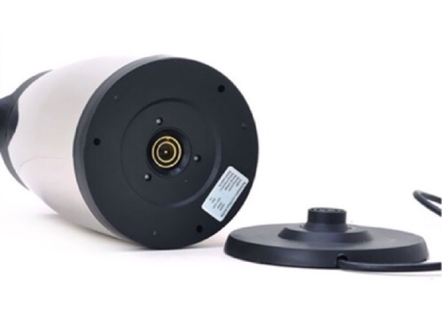 ẤM ĐUN SANAKY SK1800 có công suất lớn, với kiểu dáng trang nhã, khả năng đun nước cực nhanh