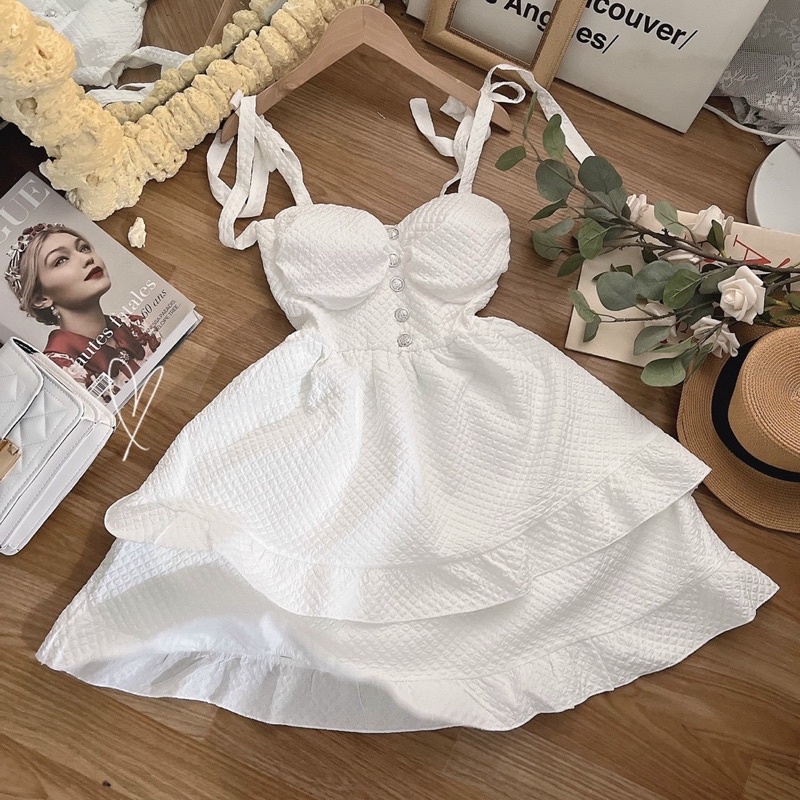 ĐẦM TRẮNG XỐP HOA 2S CỘT VAI LAI TẦNG