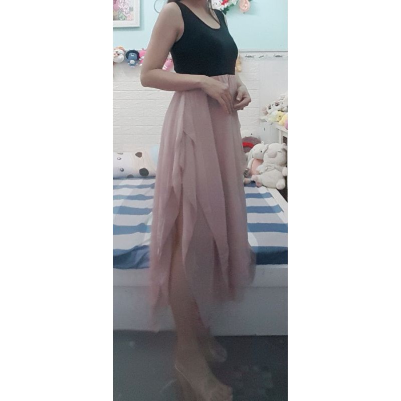 Thanh lý đầm xoe màu hong ruoc  dể thương size dưới 49kg.