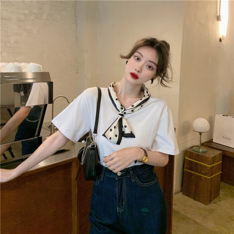 Áo thun ngắn tay cổ tròn thời trang Hàn Quốc cho nữ