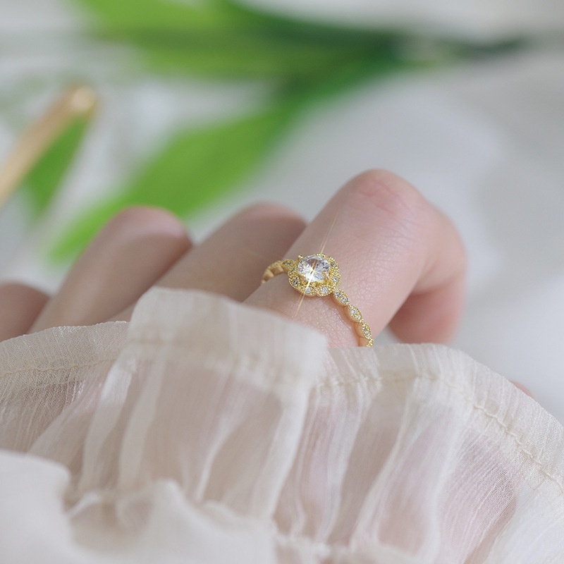 Nhẫn Hở Mạ Vàng 18 Đính Đá Zircon Thời Trang