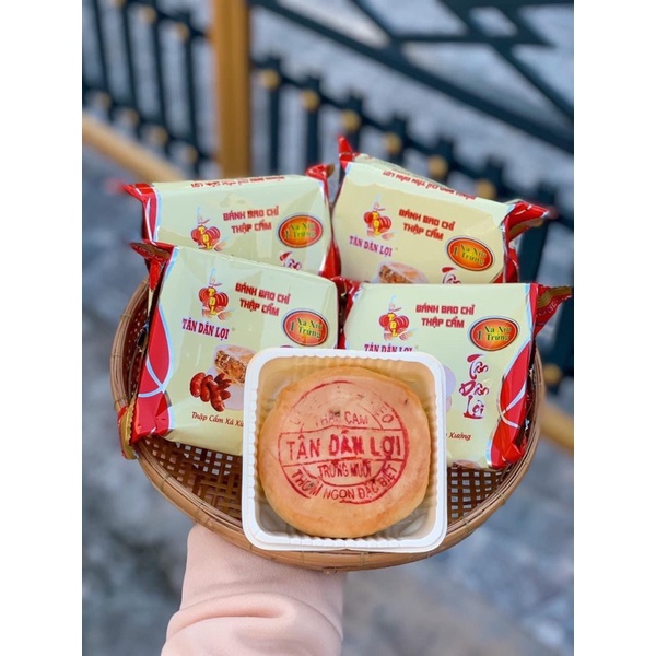 BÁNH PÍA (BÁNH BAO CHỈ/LỘT DA) NHÂN THẬP CẨM XÁ XÍU 1TRỨNG TÂN DÂN LỢI 200gr