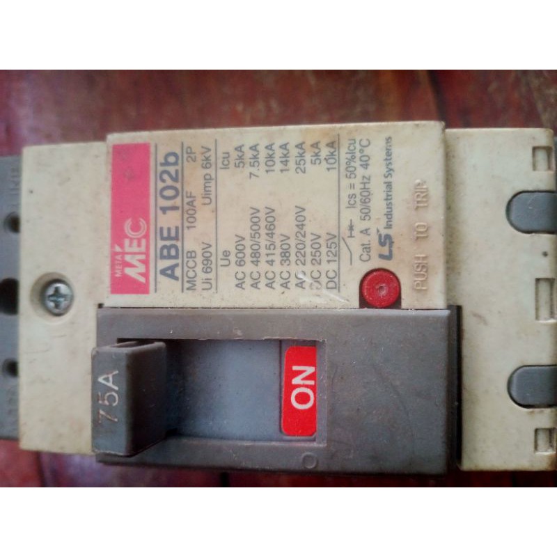 Aptomat / Magnetic contactors ( CB)/cầu dao/công tắc chống giật