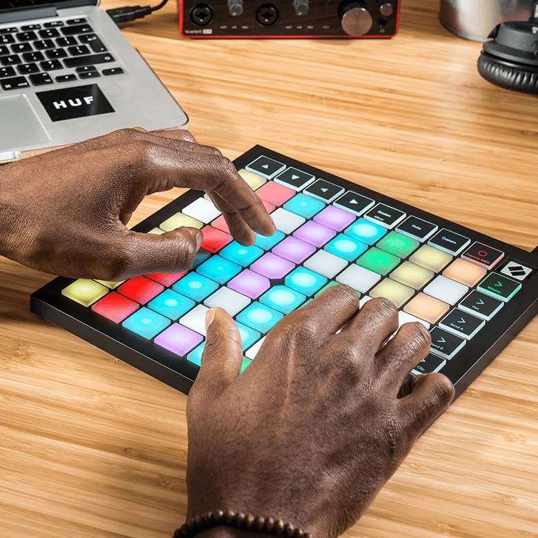 Launchpad X - Bàn Chơi Nhạc Điện Tử Cao Cấp Thế Hệ Mới NOVATION