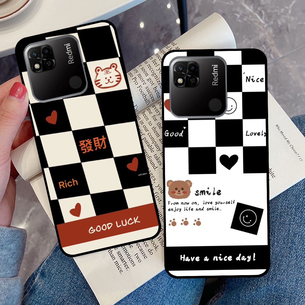 Ốp Xiaomi Redmi 10A in hình sọc caro, họa tiết đen trắng dễ thương