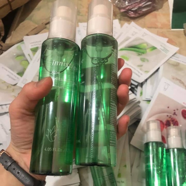 Xịt khoáng Nha Đam Innisfree