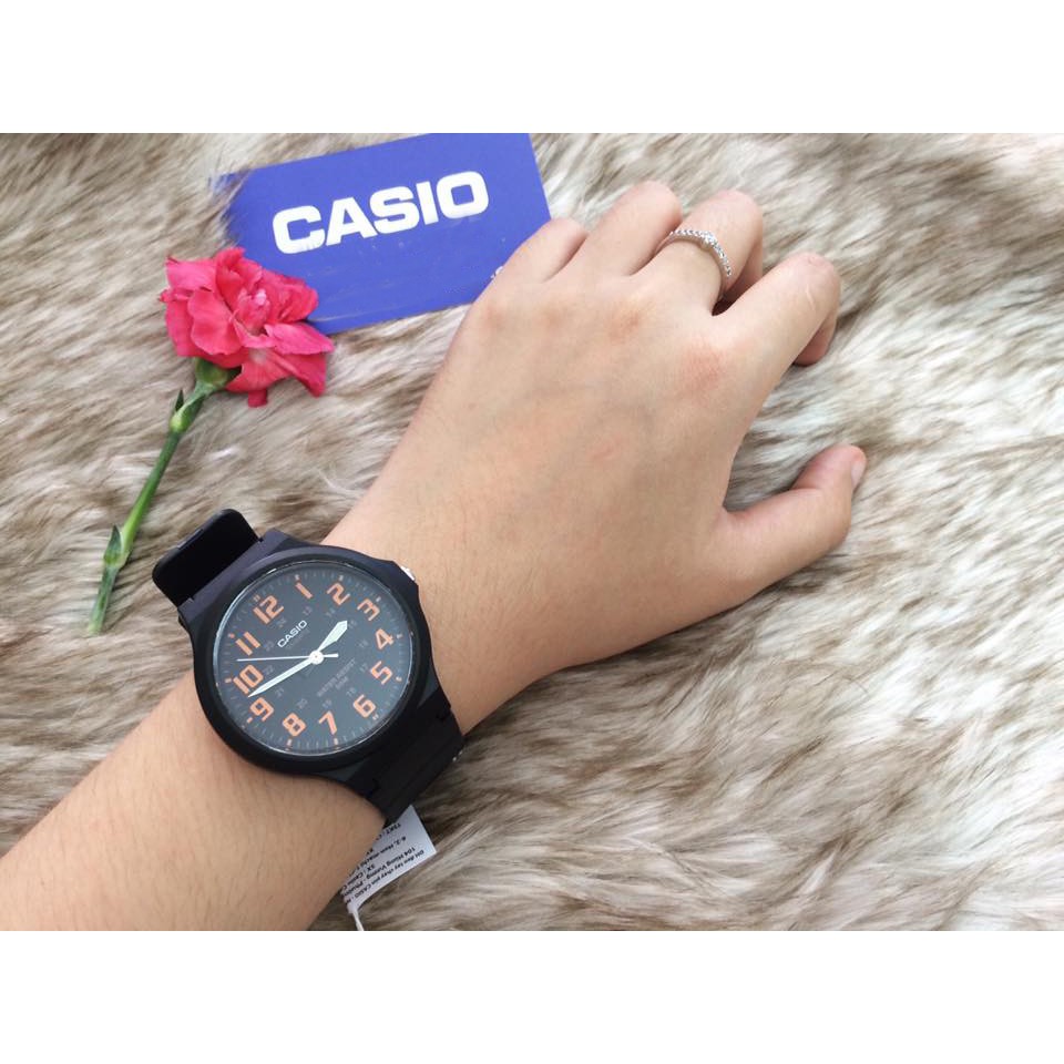 [CHÍNH HÃNG] Đồng hồ nam dây nhựa Casio Standard Anh Khuê MW-240-4BVDF | BigBuy360 - bigbuy360.vn