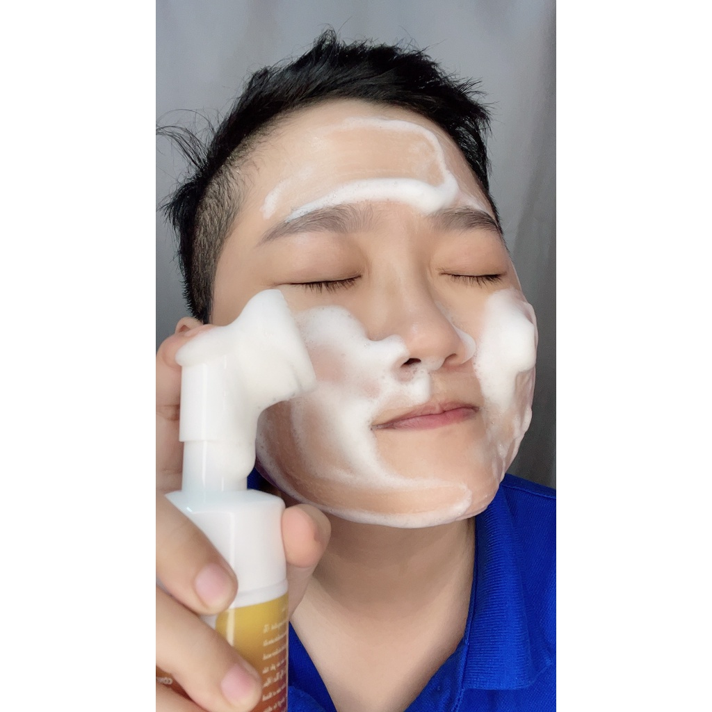 Bọt rửa mặt thảo dược Hoàng Thiên Sâm 100ml