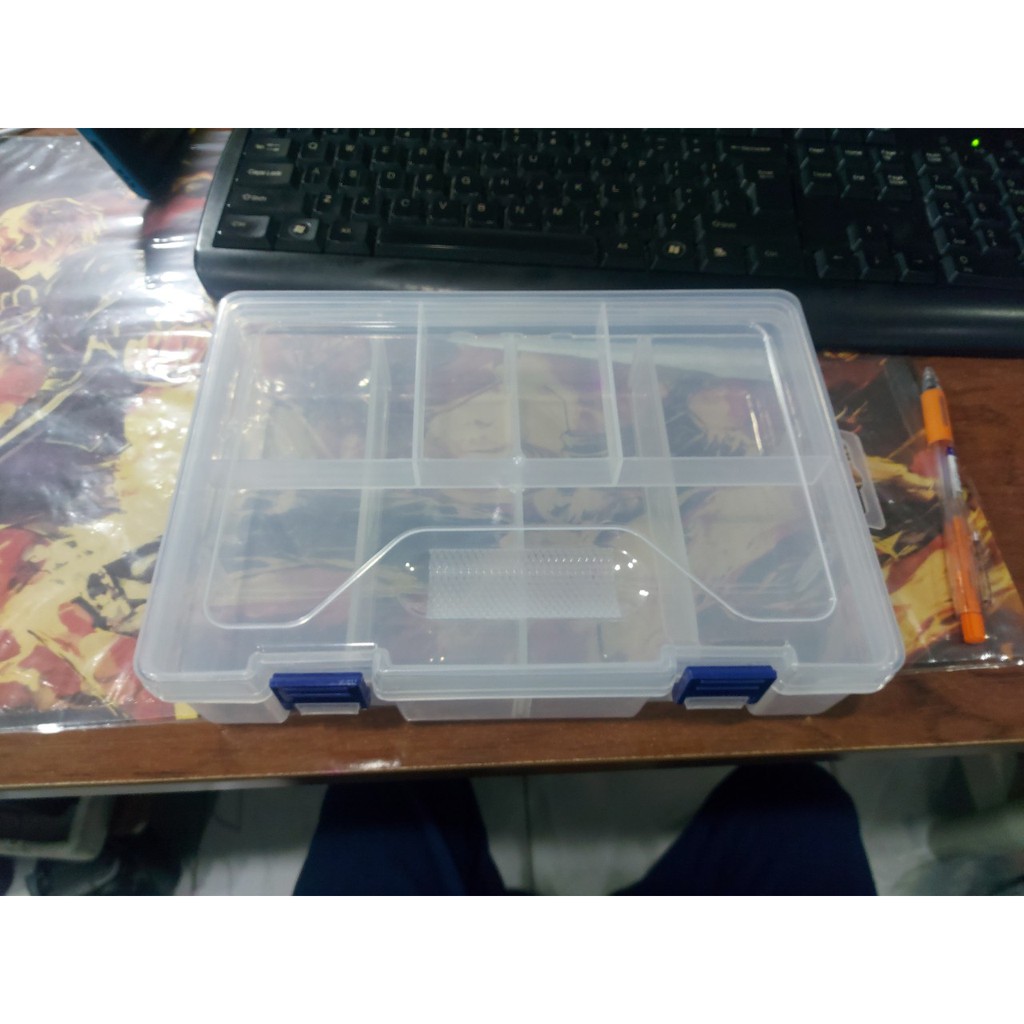 ( THANH LÝ SỐC H 124 )Hộp Nhựa Trong Suốt 8 Ô Đựng Đồ Dùng Cá Nhân