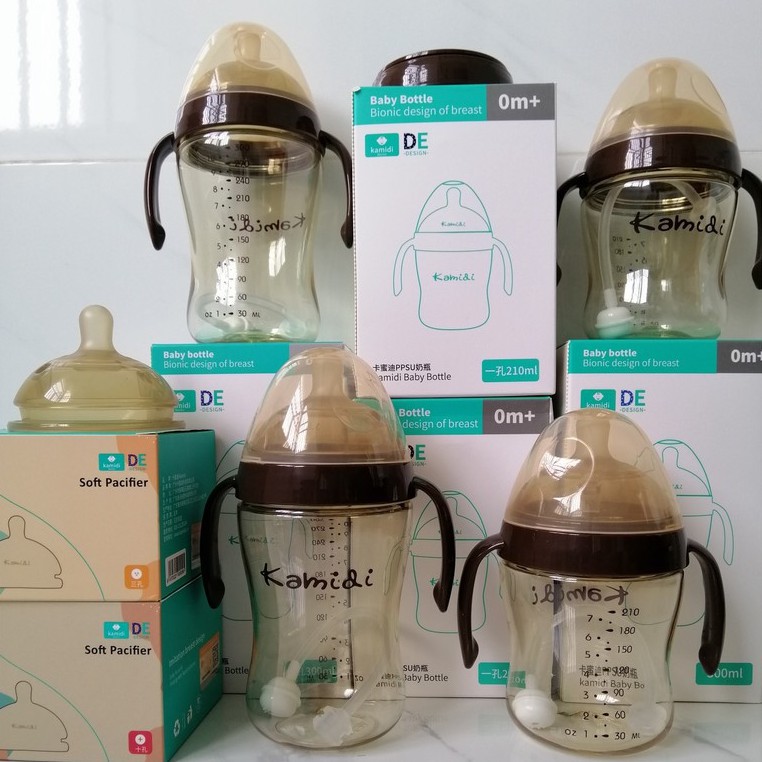 Bình sữa nhựa KAMIDI cao cấp kết hợp núm sữa silicon thiết kế mô phỏng đầu ti mẹ 210ML VÀ 300ML