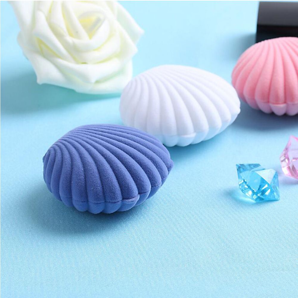 1 Hộp Đựng Trang Sức Hình Vỏ Sò Bằng Vải Nhung Nhiều Màu Sang Trọng Cho Nữ