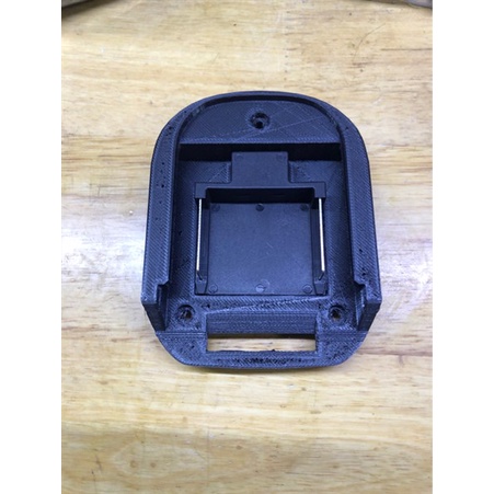 Đế pin makita 14.4 -18V chuyển chân pin makita sang nhiều loại máy khác