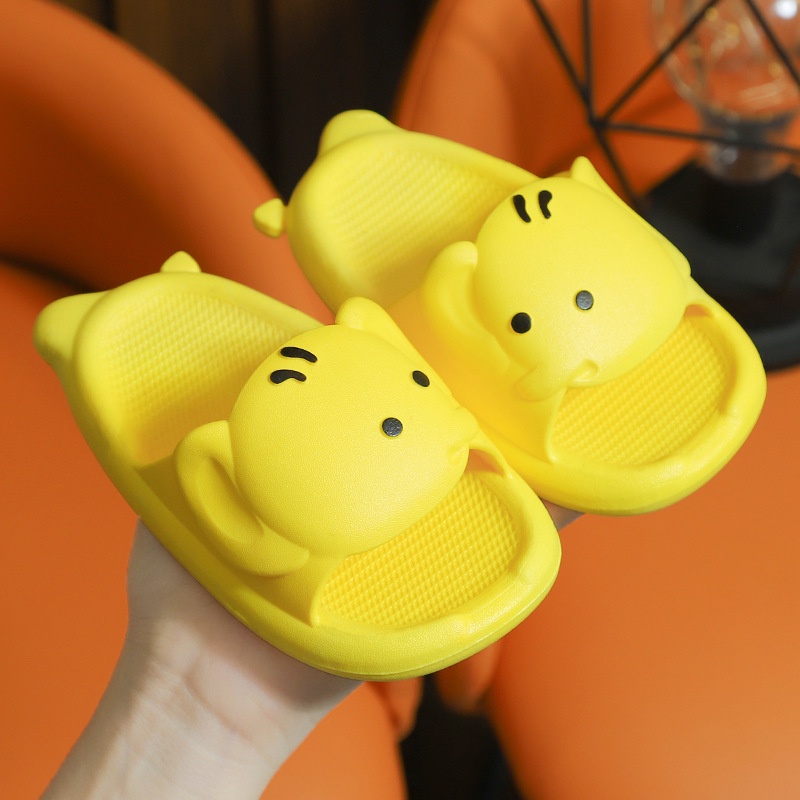 Dép lê hình voi cho bé, dép đi trong nhà chống trượt Elephant cho bé từ 1-5 tuổi Tula Store