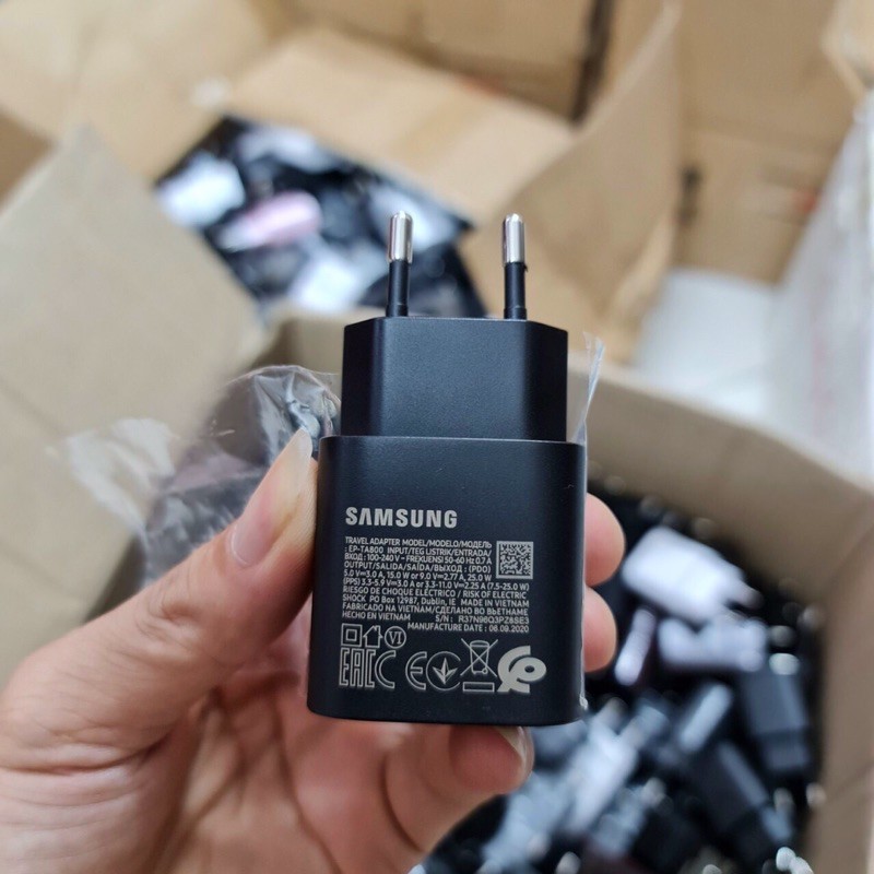 Sạc siêu nhanh 25w Samsung