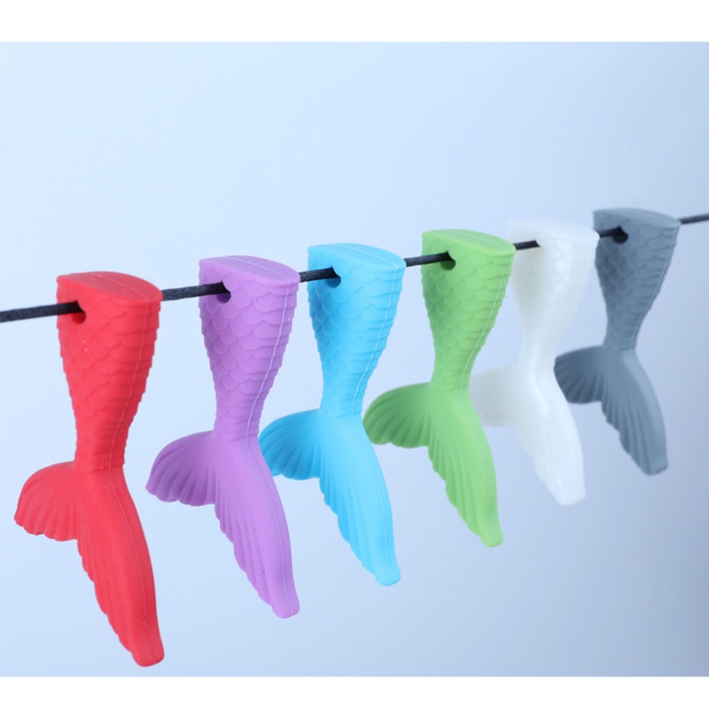 Vòng Cổ Lục Lạc Hình Đuôi Cá Bằng Silicone Có Thể Nhai Được Cho Bé Sơ Sinh