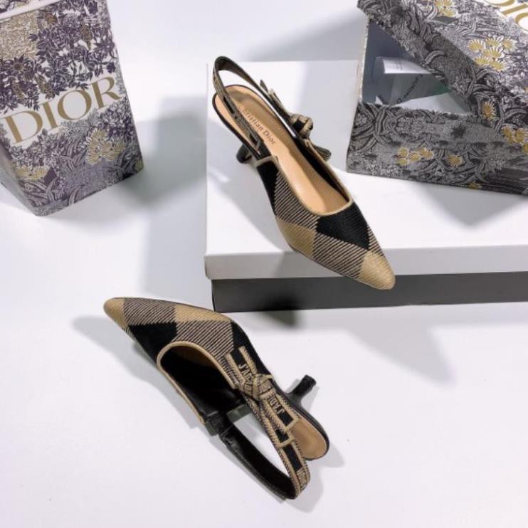 B(ẢNH THẬT) Sandal 5p Ja Gót Cong Caro Dệt Lót Da Mềm Êm Fullbox Bill Túi Cao Cấp