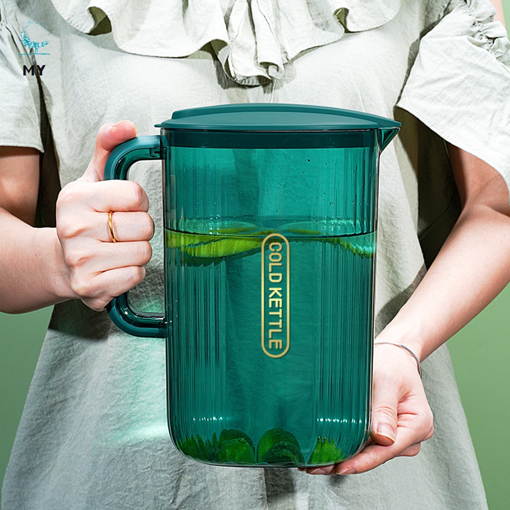 Bình Nước Lạnh Bằng Nhựa Có Bộ Lọc Tiện Dụng Cho Gia Đình / Văn Phòng