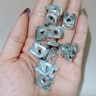 Pát kẹp bắt ốc 4li ,5li ,6li răng nhuyễn Honda Yamaha màu trắng, màu đen