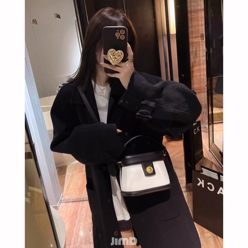 Túi xách nữ dáng cốp trắng đen có quai xách và quai đeo chéo