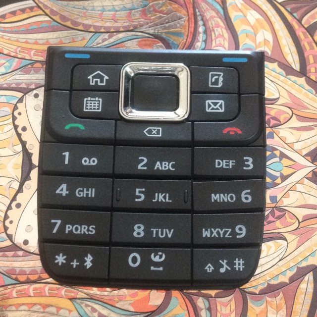 Bàn phím nokia E51 đen và trắng