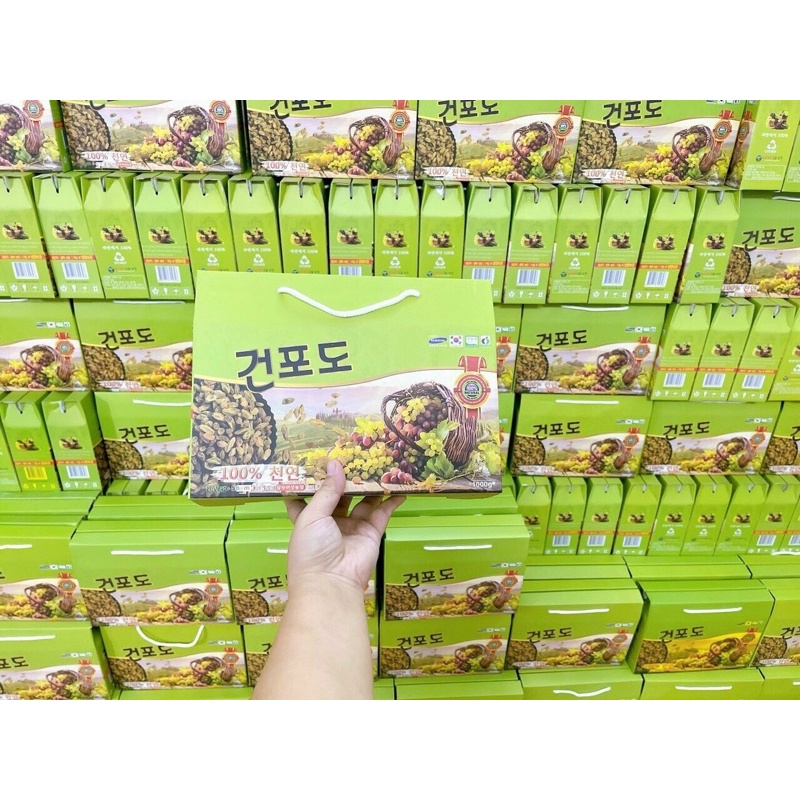 Nho xanh sấy lạnh của Hàn Quốc hộp quà 1kg