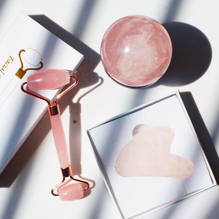 Cây lăn massage mặt, đá guasha, thanh lăn mặt đá mát xa