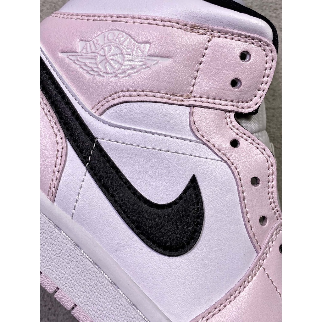 Giày Air Jordan 1 Mid "Barely Rose"
