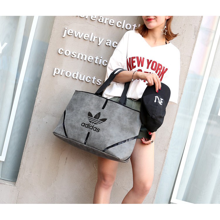 Balo Adidas Ngăn Rộng Thời Trang Năng Động