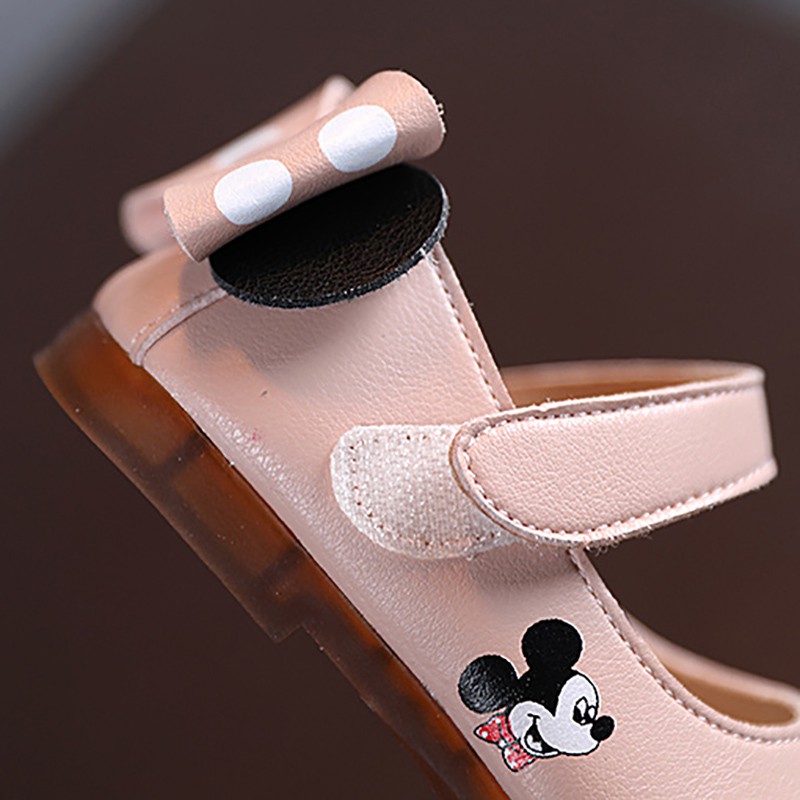 Giày đế mềm in họa tiết chuột Mickey đáng yêu cho bé gái
