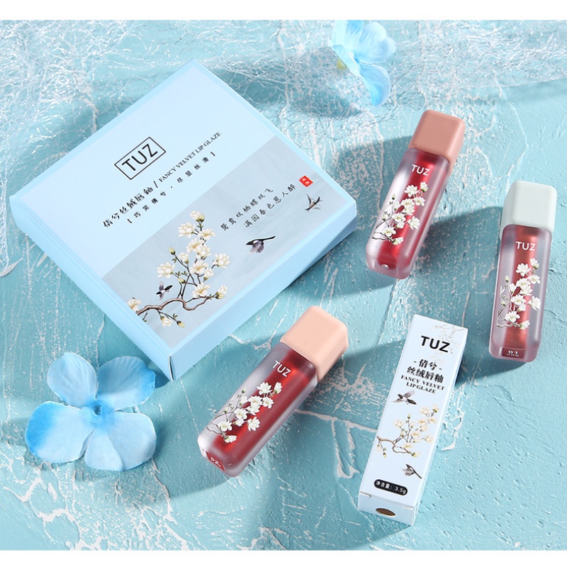 Son kem lì TUZ Ireneda mịn mượt như nhung giữ ẩm môi và làm sáng da