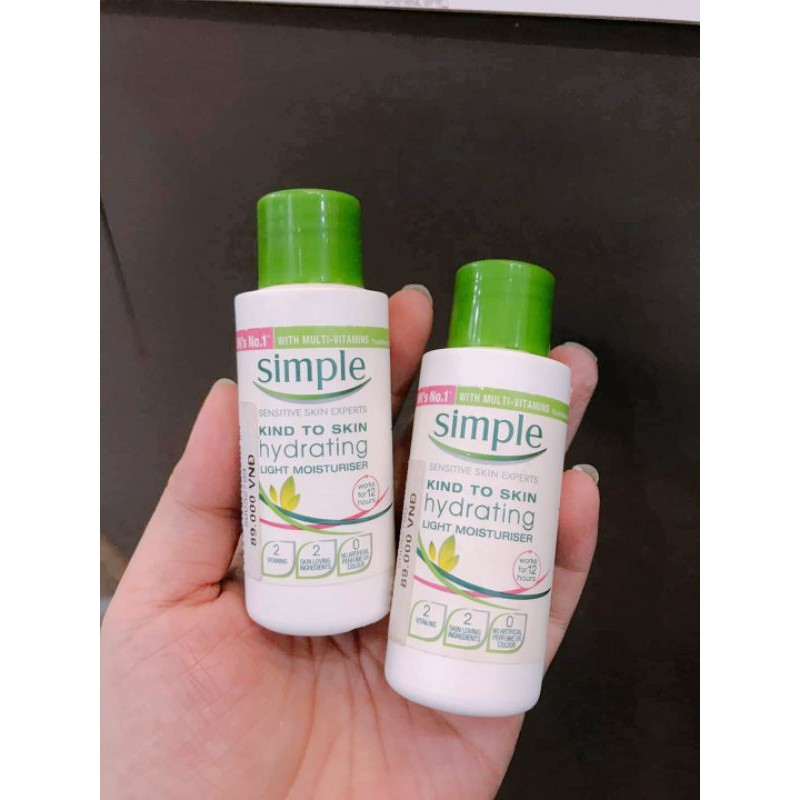 [DATE T10/2020] Set kem dưỡng ẩm Simple Kind to skin hydrating light