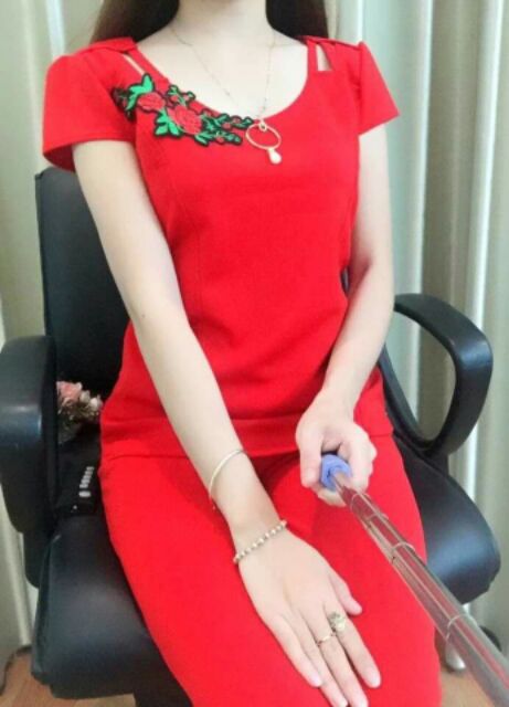 Sét Bộ Cát Hàn Phối Phụ Kiện và Hoa