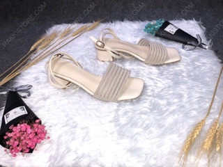 Sandal quai len