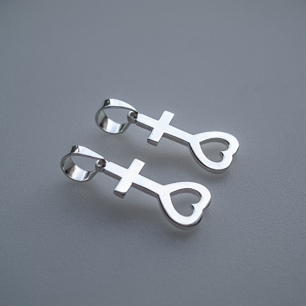 Mặt dây chuyền thiên tâm, dây chuyền dấu thiên tâm trái tim chữ thập chất liệu bạc 925 cao cấp T&TJewelry - MT1