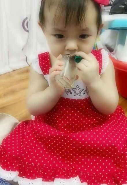 Đầm thô 2 dây xuất khẩu cho bé