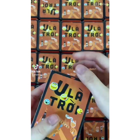 Bộ bài drinking game U Là Trời 100 lá trò chơi board game huệ cho nhóm bạn cực vui và nhầy