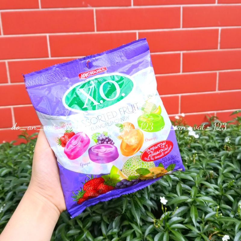 Kẹo ngậm XO trà xanh vị chanh Thái Lan gói 110g