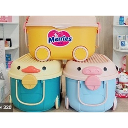 Thùng đựng đồ chơi đa năng cho bé hình vịt heo có bánh xe ( Hàng KM hãng Merries )