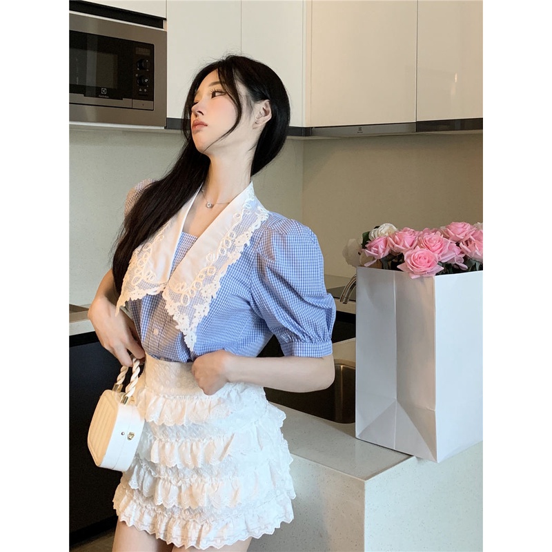 Áo sơ mi kẻ xanh cổ ren búp bê