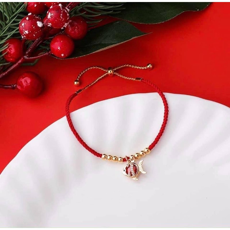 Vòng dây bện đỏ may mắn | BigBuy360 - bigbuy360.vn