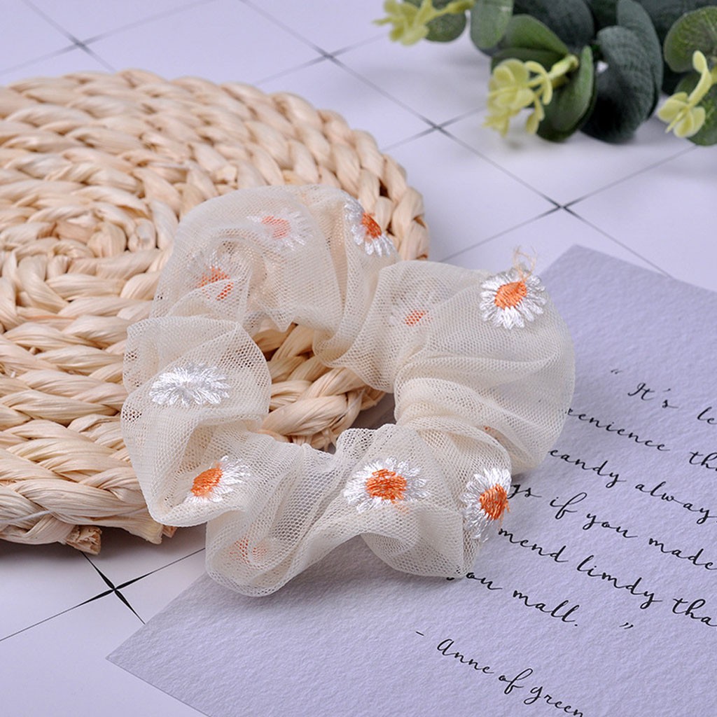 Cột tóc vải thêu Hoa Cúc Scrunchies CT40