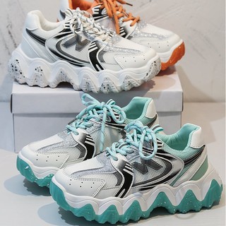 Giày thể thao nữ độn đế Phản Quang chữ N