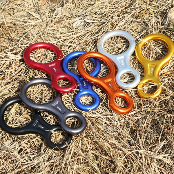 Khóa dây hình số 8 dùng cho hỗ trợ leo xuống núi