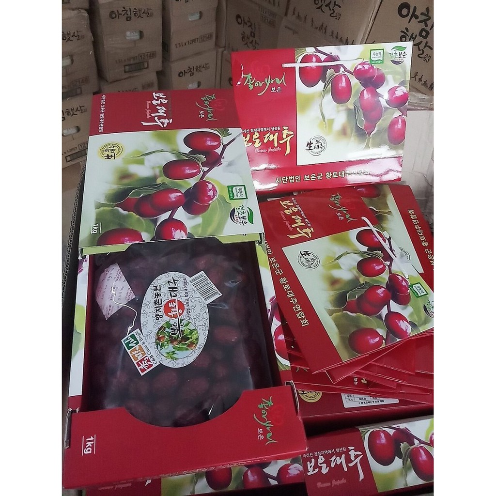 Táo đỏ Hàn Quốc sấy khô hộp 1kg quả to (Date 2026) | BigBuy360 - bigbuy360.vn