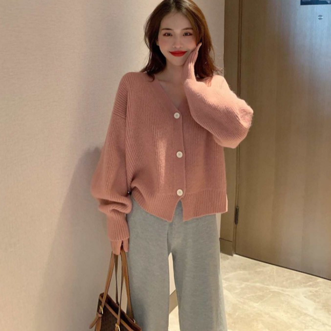 Long sleeve V-neck knitted top | BigBuy360 - bigbuy360.vn