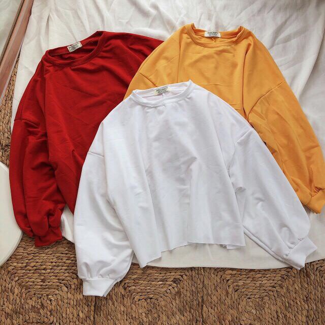 áo thun croptop form rộng dài tay bo chun cực xinh M027