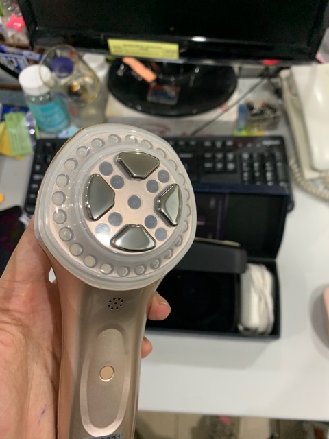 Máy nâng cơ mặt dr arrivo ghost premium