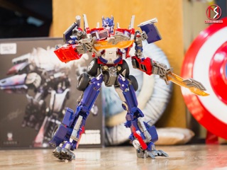 mô hình transformer và bomblebee, megatron